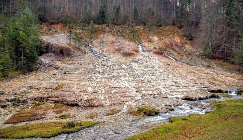 cascada-urlatoare-vama-buzaului-brasov